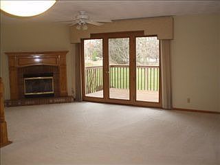 2nd image of 1186 N Crest Dr