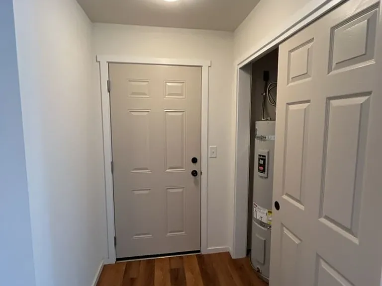 Kendal Court Apartments, 2 Bedroom, 1 Bathroom Apartments for Rent! — Photo 60