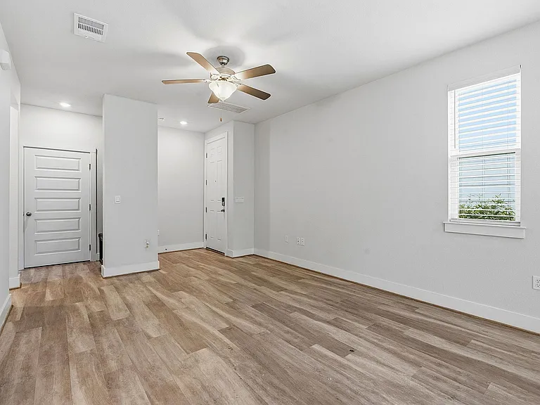 7105 Silver Star Ln #59 — Photo 4