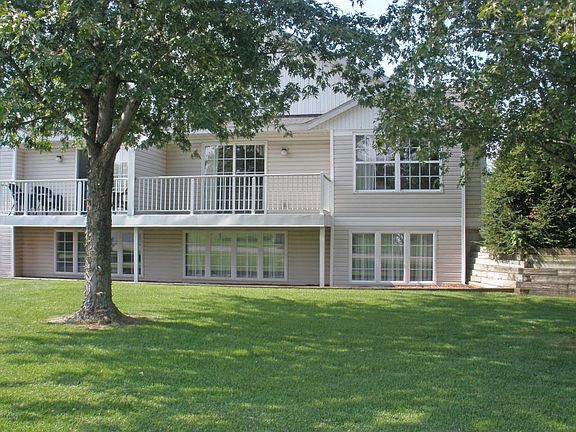2nd image of 1587 Hickory Trace Dr