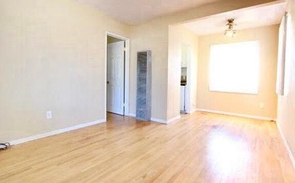2nd image of 4264 Ingraham St