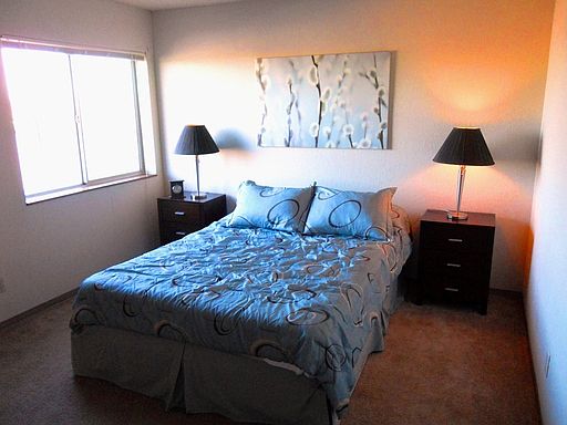 3rd image of 1150 Town Centre Dr APT 21