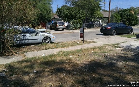 4th image of 330 Utah St
