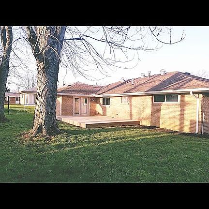 2nd image of 905 Birchwood Dr