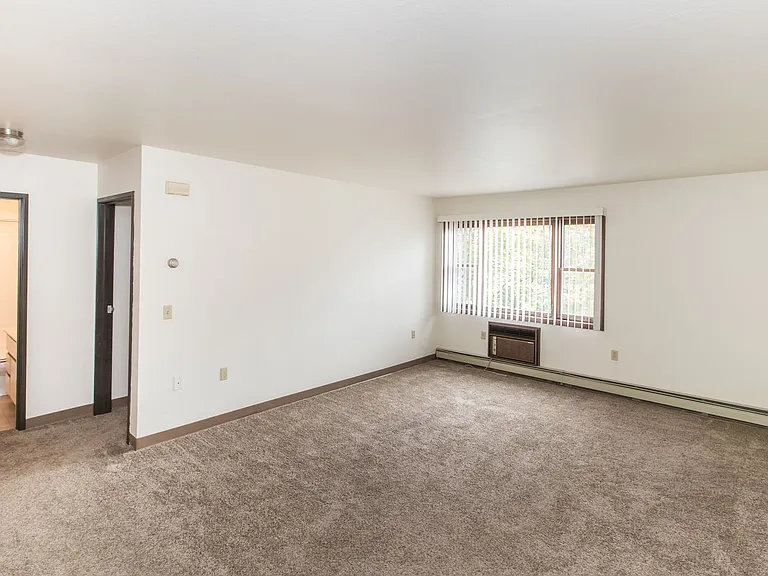 Hickory Drive and Pinecrest Apartments — Photo 86