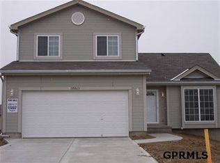 18063 Sun Ridge St, Omaha, NE 68136