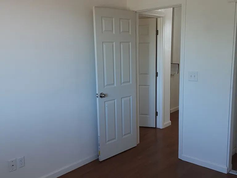 144 Brookridge Dr — Photo 10