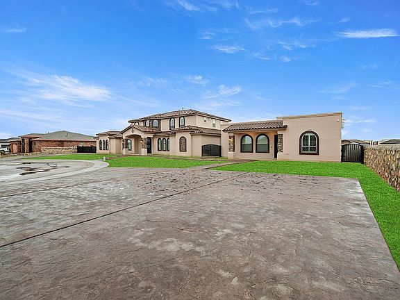 3rd image of 2417 Tierra Primera Pl