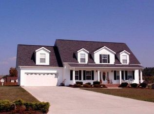 6611 Grace Nicely Ln, Corryton, TN 37721