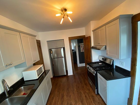 5th image of 1285 W 108th St