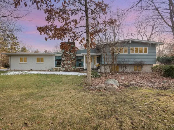 11073 Baldwin Rd, Chesaning, MI 48616