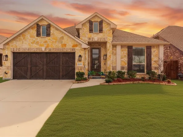 3260 Southampton Dr, Mesquite, TX 75181