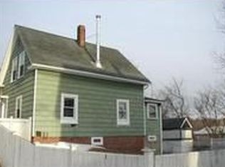 8 Dale St, Sanford, ME 04073