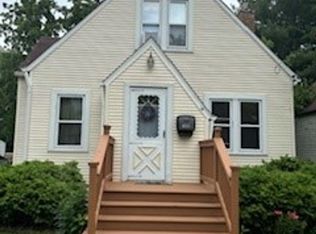 1805 Winchester St, Madison, WI 53704