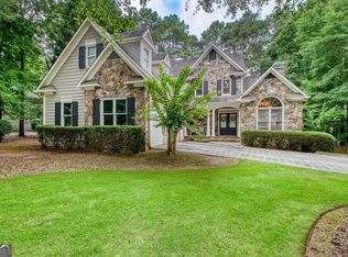 22 Shoreline Dr, Newnan, GA 30263