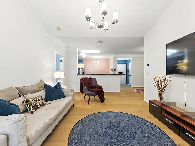 522 Knolls Dr #306 — Photo 13
