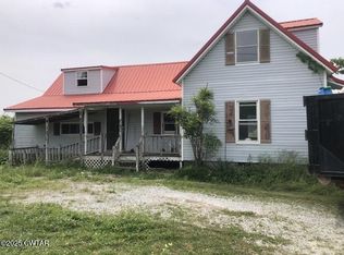 230 Sidney Baird Rd, Bradford, TN 38316
