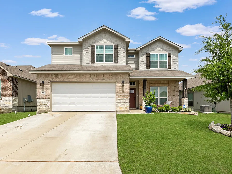 612 Pipe Creek Dr
