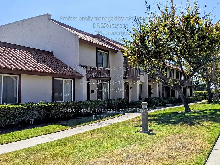 4800 Daroca Way — Photo 31
