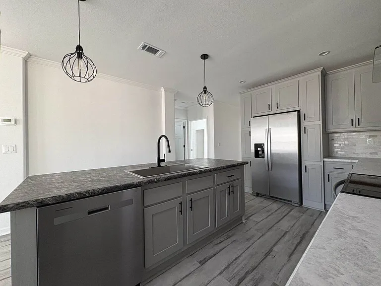 1013 Davy Jones Dr #1029 — Photo 2