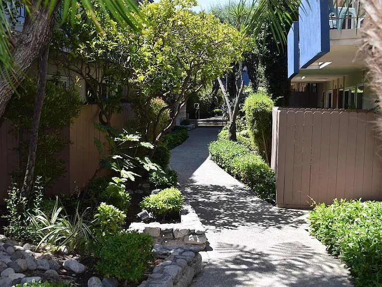 Ocean Villas — Photo 5