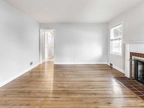 5th image of 2531 Dell Zell Dr
