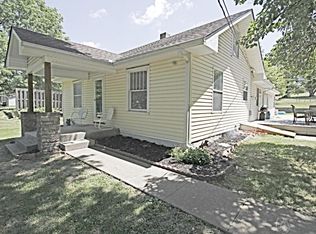 2913 S 40th Ter, Saint Joseph, MO 64503