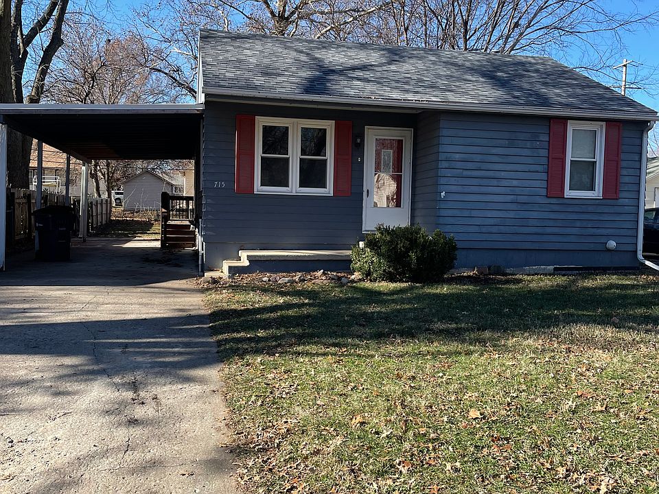 1st image of 715 Oak St