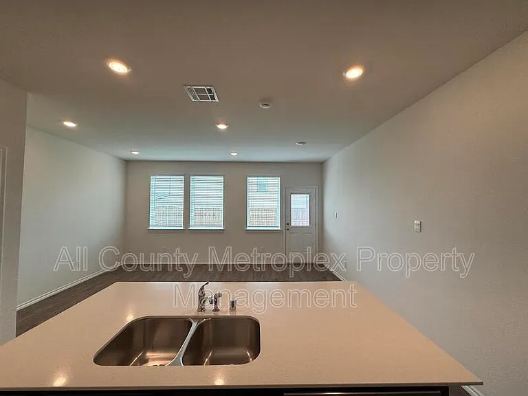 6114 Holly Spring Rd — Photo 3