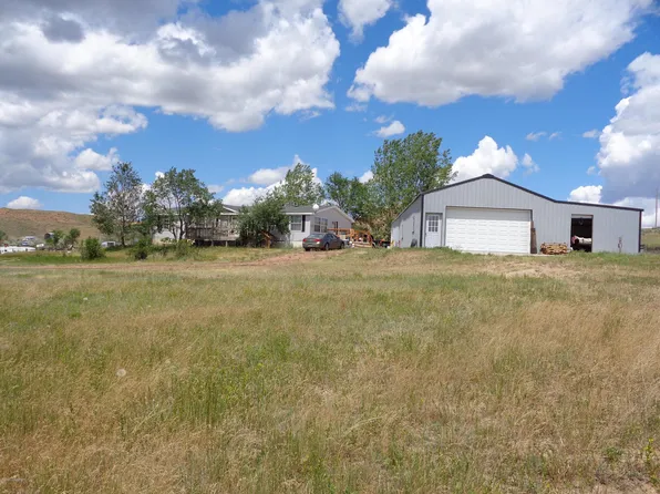 63 Pineview Dr, Gillette, WY 82716