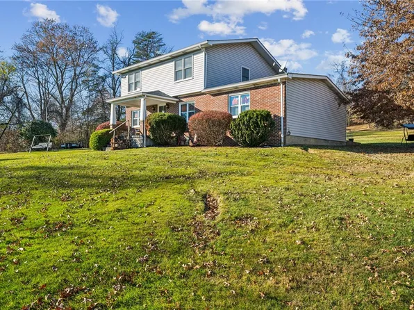 183 Crawford Ln, Belle Vernon, PA 15012