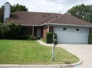 7213 Sunnybank Dr, Fort Worth, TX 76137