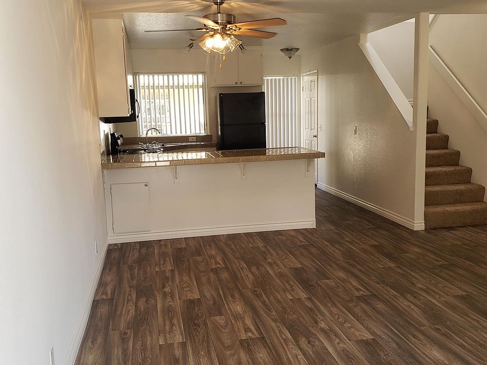1st image of 2050 Garnet Ave