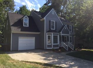 5501 Cobble Glen Ct, Greensboro, NC 27407