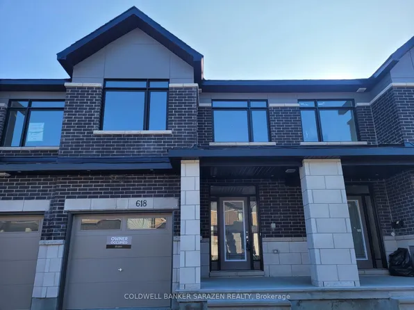 618 Rathburn Ln, Ottawa, ON K1T 0V7