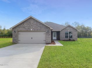 86 Hunters Trce, Picayune, MS 39466