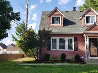 557 Lowell St, Pontiac, MI 48340