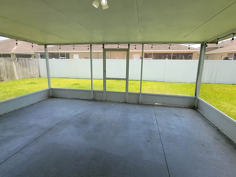 30232 Ingalls Ct — Photo 4