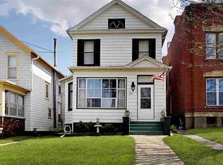 441 8th Ave S, Clinton, IA 52732