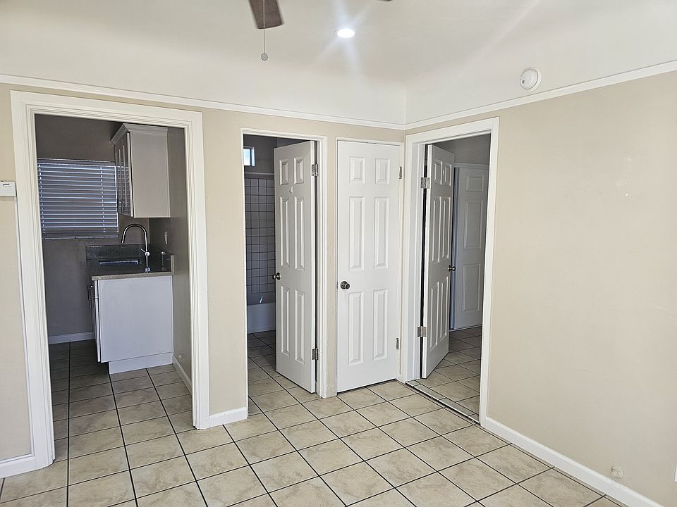 1st image of 625 W Holt Blvd APT B