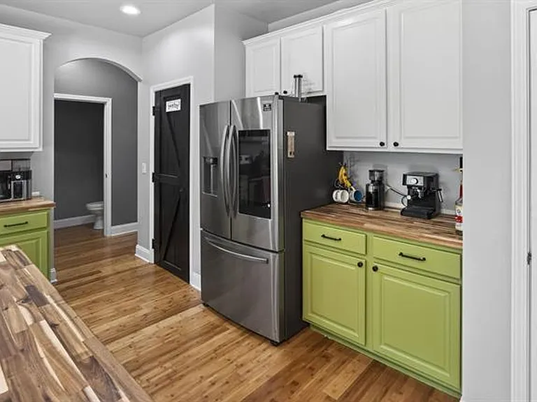 221 Allenbrooke Dr — Photo 11