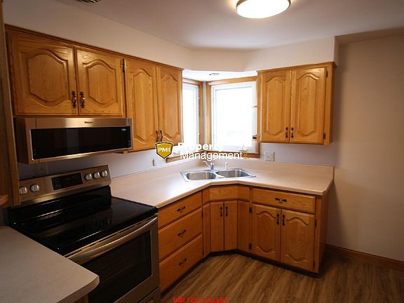 5th image of 1801 S Telulah Ave