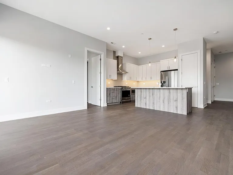 2139 W Madison St — Photo 21