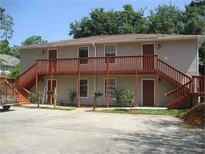 2 bed, 900 sqft, $1,100 — Photo 1