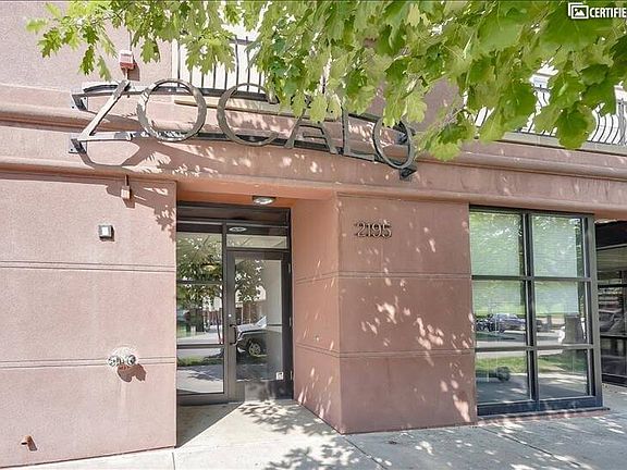 Zocolo Main Entrance