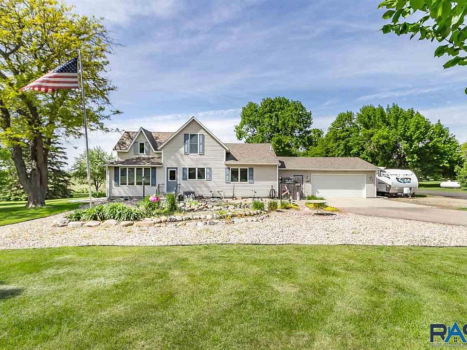 329 Fell St, Larchwood, IA 51241 Zillow