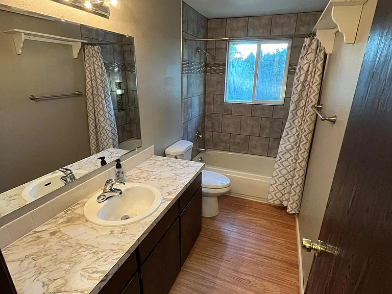 10915 E 16th Ave #10915 — Photo 5