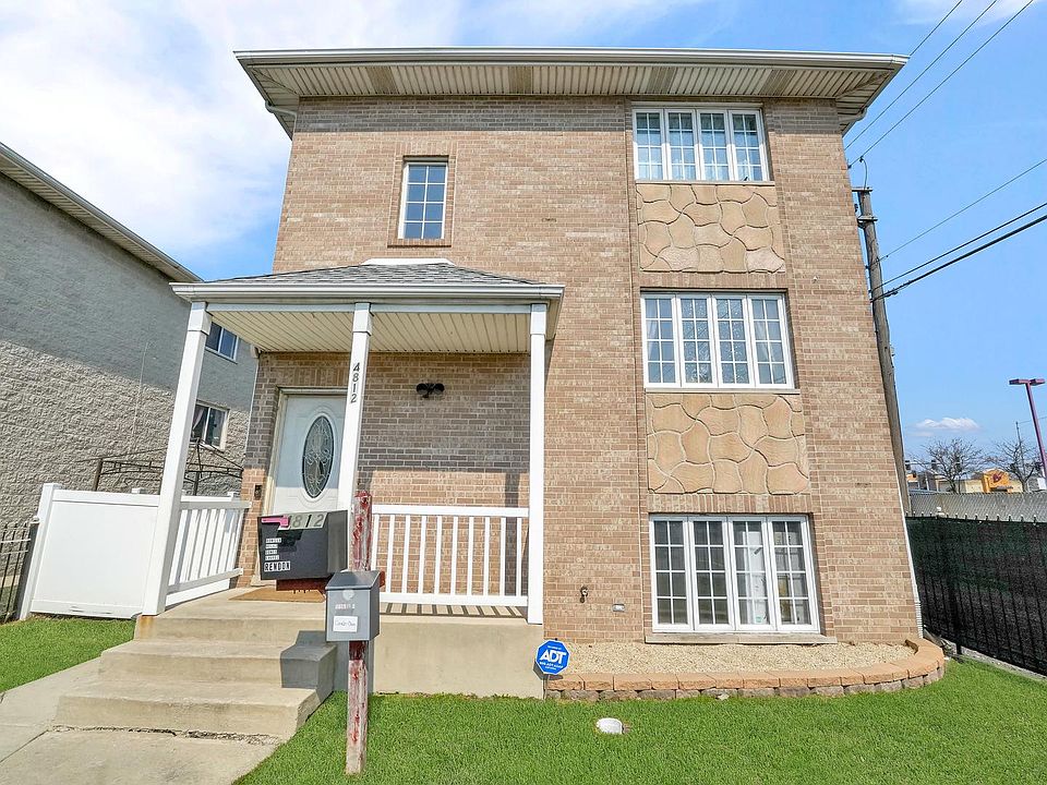 1st image of 4812 W 23rd Pl