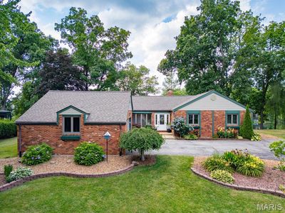 44 Matterhorn Dr, Glen Carbon, IL, 62034