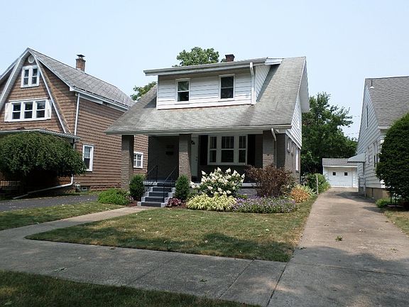 3rd image of 611 Beverly Dr
